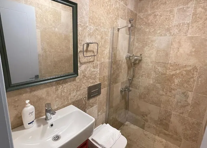 Mara Koeyici Bed & Breakfast 3*