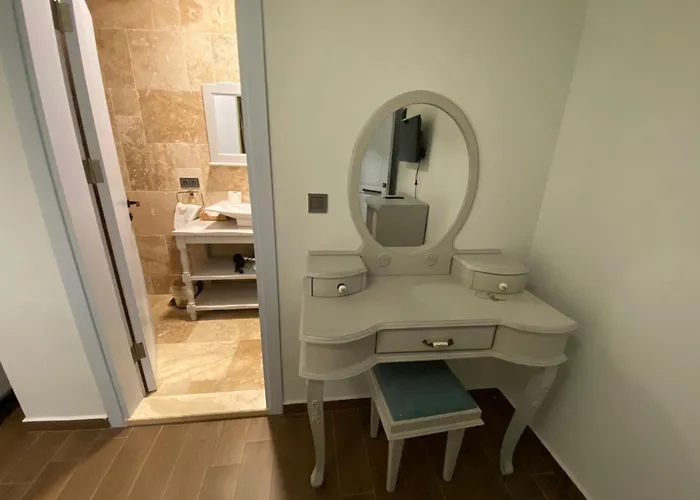 Oda ve Kahvaltı Mara Köy ıçi Luxury Alaçatı 3*